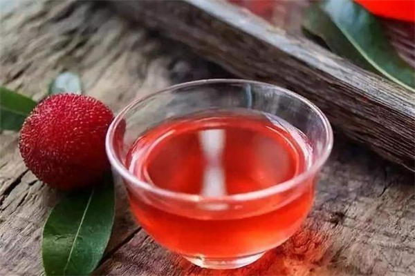 楊梅酒什么時候喝最好 楊梅酒早上喝還是晚上喝好 楊梅酒什么時候喝最好 楊梅酒早上喝還是晚上喝好