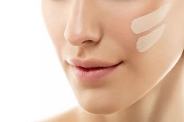 涂粉底之前需要涂什么 涂粉底時的錯誤 涂粉底之前需要涂什么 涂粉底時的錯誤