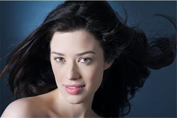 發(fā)際線怎么養(yǎng)回來 發(fā)際線保養(yǎng)方法 發(fā)際線怎么養(yǎng)回來 發(fā)際線保養(yǎng)方法