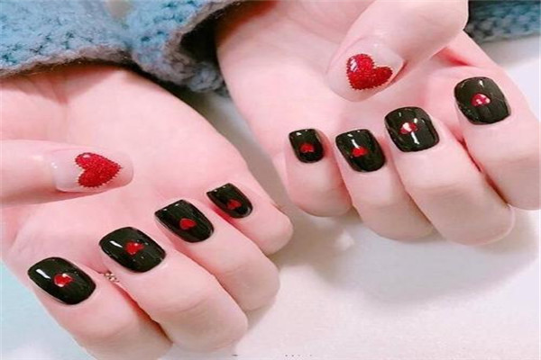 美甲對身體有什么危害 美甲有危害嗎 美甲對身體有什么危害 美甲有危害嗎