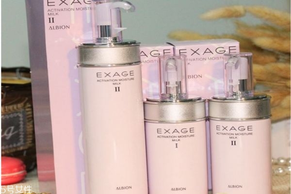 爽膚水和乳液先用哪個 爽膚水和乳液的區(qū)別 爽膚水和乳液先用哪個 爽膚水和乳液的區(qū)別