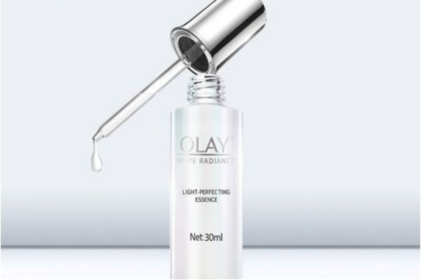 小白瓶在乳液前還是后 水乳和小白瓶順序 小白瓶在乳液前還是后 水乳和小白瓶順序