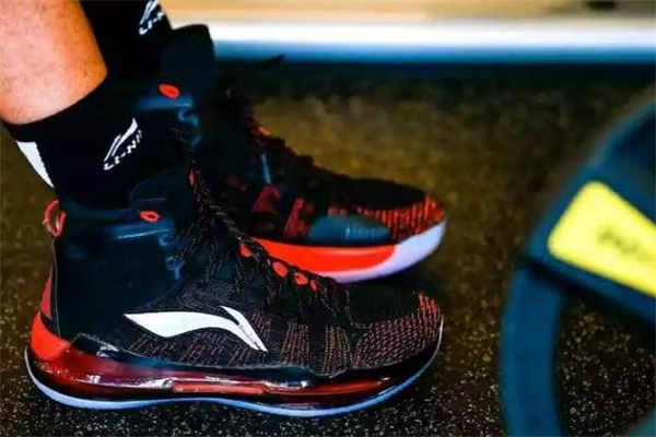 馭帥13和kt4哪個好 馭帥13和kt4對比測評 馭帥13和kt4哪個好 馭帥13和kt4對比測評