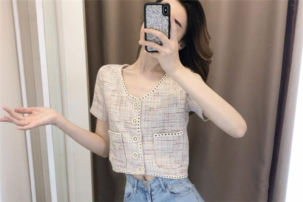 夏季小香風(fēng)怎么搭配 夏日小香風(fēng)穿搭圖片 夏季小香風(fēng)怎么搭配 夏日小香風(fēng)穿搭圖片