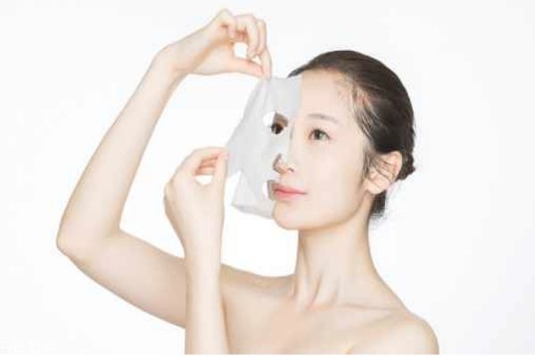 面膜可以連續(xù)敷兩片嗎 各類(lèi)面膜的使用建議