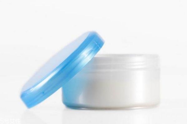 身體乳男生可以用嗎 男士身體乳推薦 身體乳男生可以用嗎 男士身體乳推薦