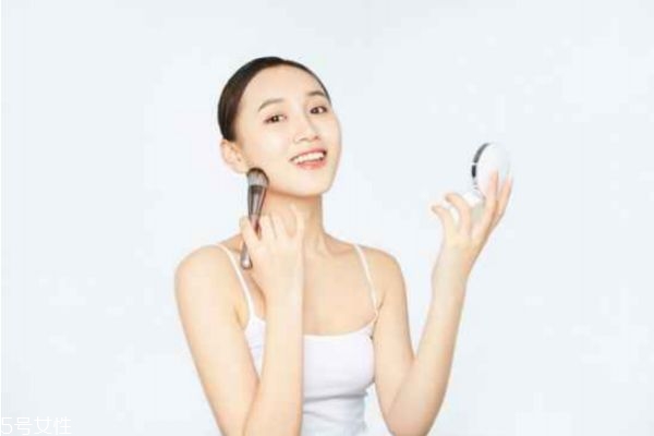 先摸防曬還是先摸氣墊 防曬是在氣墊前還是后 先摸防曬還是先摸氣墊 防曬是在氣墊前還是后