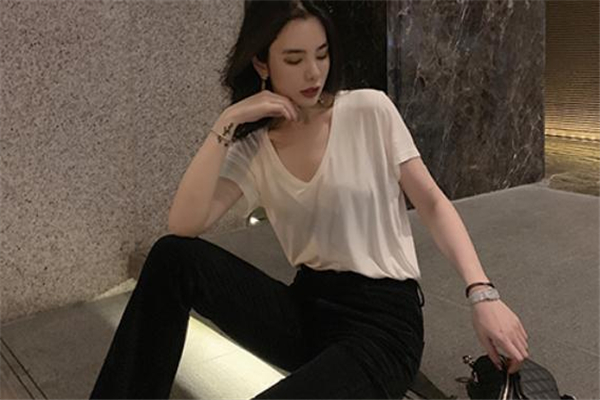 白色衣服沾上醬油怎么洗 白色衣服沾上醬油用什么洗 白色衣服沾上醬油怎么洗 白色衣服沾上醬油用什么洗