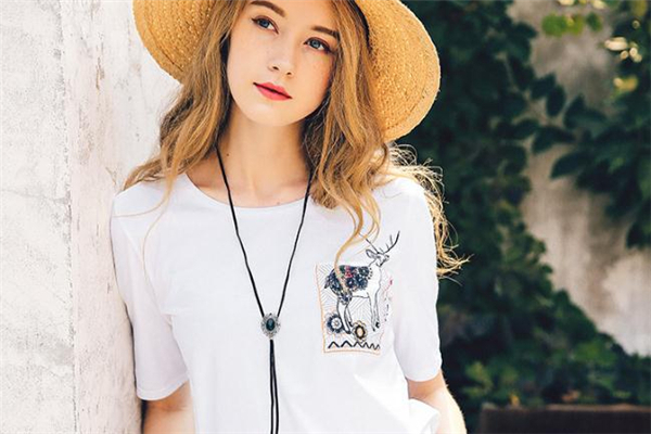 白色衣服染上辣椒油怎么洗掉 白衣服滴了辣椒油怎么辦 白色衣服染上辣椒油怎么洗掉 白衣服滴了辣椒油怎么辦