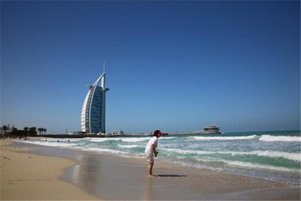 曬傷能用爐甘石嗎 曬傷最好是冰敷 曬傷能用爐甘石嗎 曬傷最好是冰敷