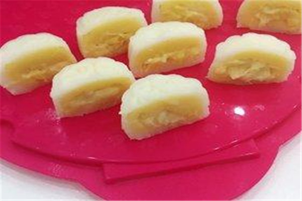 月餅有哪些種類 月餅的種類比較的豐富 月餅有哪些種類 月餅的種類比較的豐富