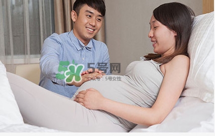 無痛分娩是全麻嗎？無痛分娩對腰有影響嗎？