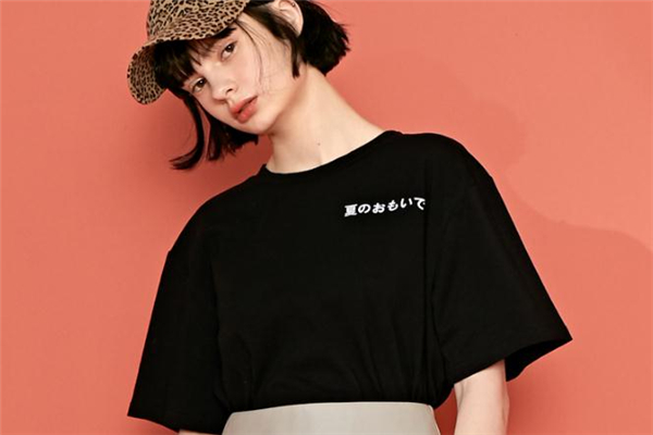 黑色衣服可以用彩漂嗎 黑色衣服用彩漂洗花了怎么辦 黑色衣服可以用彩漂嗎 黑色衣服用彩漂洗花了怎么辦