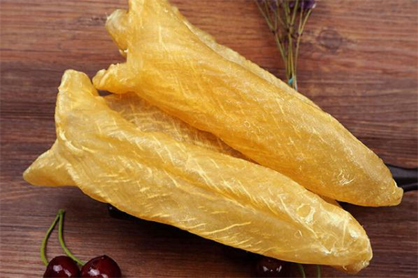 吃魚(yú)膠補(bǔ)血嗎 魚(yú)膠補(bǔ)血湯的做法 吃魚(yú)膠補(bǔ)血嗎 魚(yú)膠補(bǔ)血湯的做法