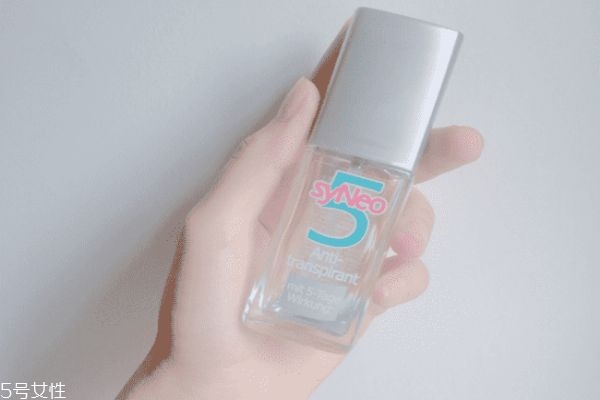 止汗香體噴霧對什么身體有什么害處 止汗噴霧的危害 止汗香體噴霧對什么身體有什么害處 止汗噴霧的危害