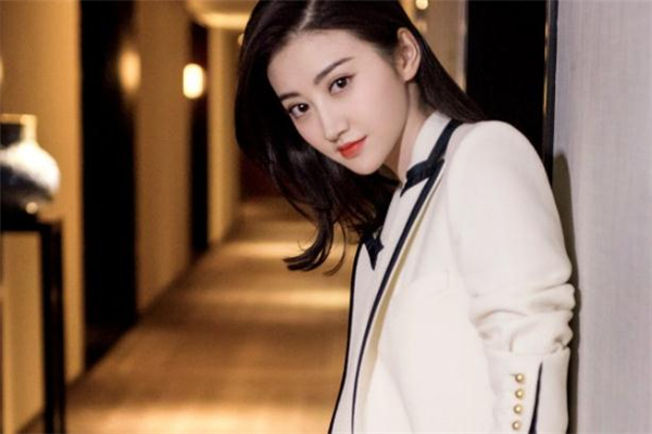 眼部打除皺針有危害嗎 眼周打除皺針的后遺癥 眼部打除皺針有危害嗎 眼周打除皺針的后遺癥