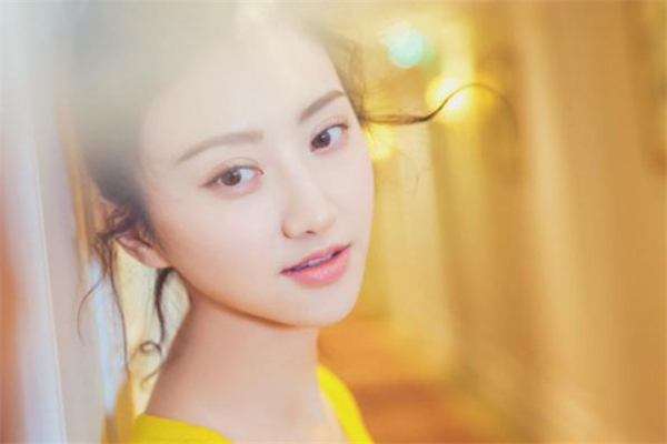 去臥蠶手術(shù)多少錢 去臥蠶手術(shù)安全嗎 去臥蠶手術(shù)多少錢 去臥蠶手術(shù)安全嗎