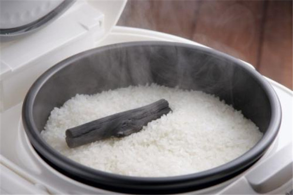 米飯是什么垃圾 米飯是干垃圾還是濕垃圾 米飯是什么垃圾 米飯是干垃圾還是濕垃圾