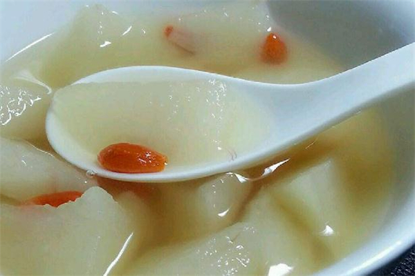 冰糖蘿卜水能止咳嗎 冰糖蘿卜水止咳做法 冰糖蘿卜水能止咳嗎 冰糖蘿卜水止咳做法