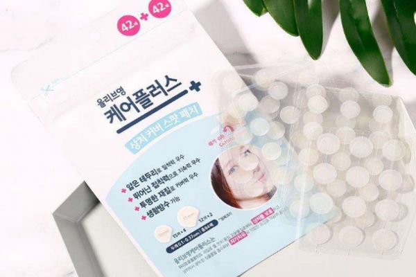 痘痘貼貼多久拿下來(lái) 痘痘貼貼出來(lái)的白色東西是什么