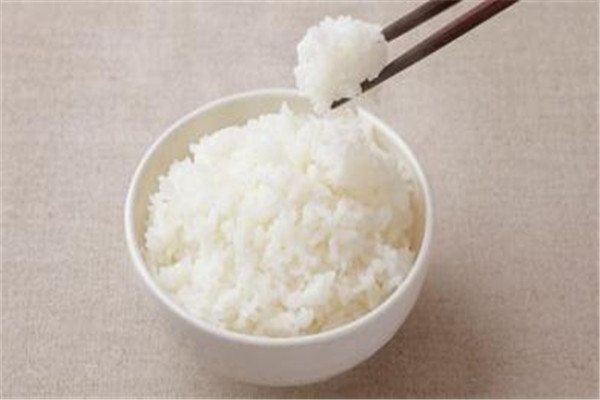 米飯有營(yíng)養(yǎng)嗎 米飯是重要的主食 米飯有營(yíng)養(yǎng)嗎 米飯是重要的主食