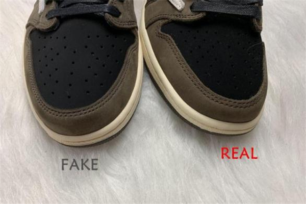 aj1倒鉤低幫真假對比-aj1 travis scott倒鉤低幫真假鑒定 aj1倒鉤低幫真假對比-aj1 travis scott倒鉤低幫真假鑒定