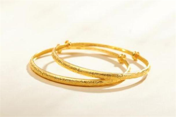 黃金手鐲清洗會耗損嗎 黃金手鐲洗了會變輕嗎 黃金手鐲清洗會耗損嗎 黃金手鐲洗了會變輕嗎