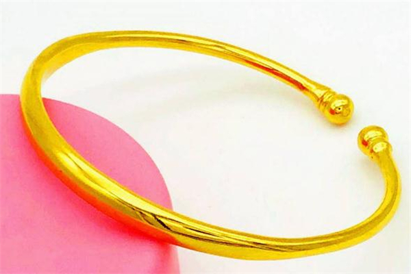 黃金手鐲能回收嗎 黃金手鐲回收價(jià)格 黃金手鐲能回收嗎 黃金手鐲回收價(jià)格