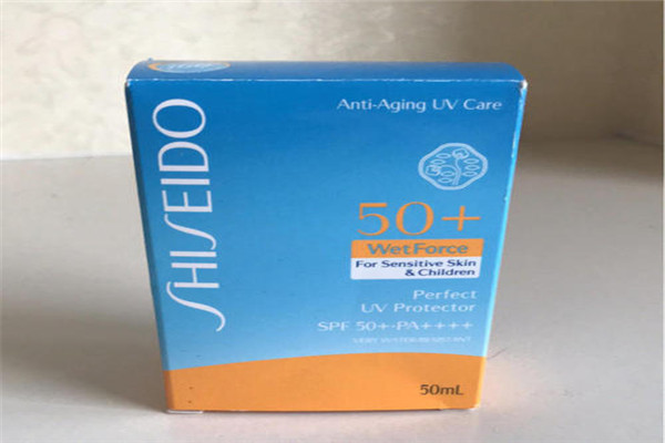 防曬霜辣眼睛正常嗎 防曬霜為什么會(huì)辣眼睛 防曬霜辣眼睛正常嗎 防曬霜為什么會(huì)辣眼睛