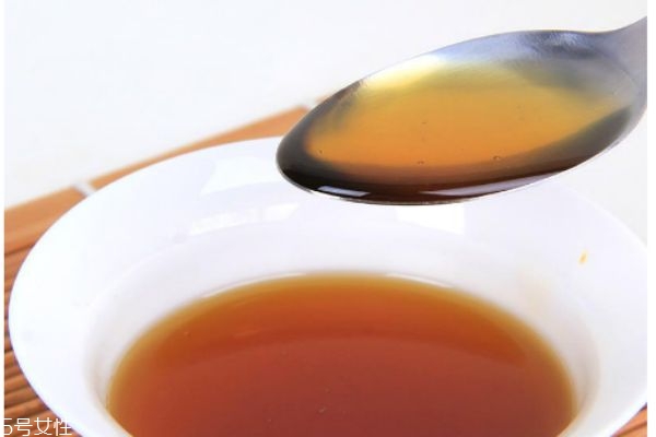 芝麻油的價(jià)格一般是多少呢 芝麻油是怎么提煉的呢 芝麻油的價(jià)格一般是多少呢 芝麻油是怎么提煉的呢