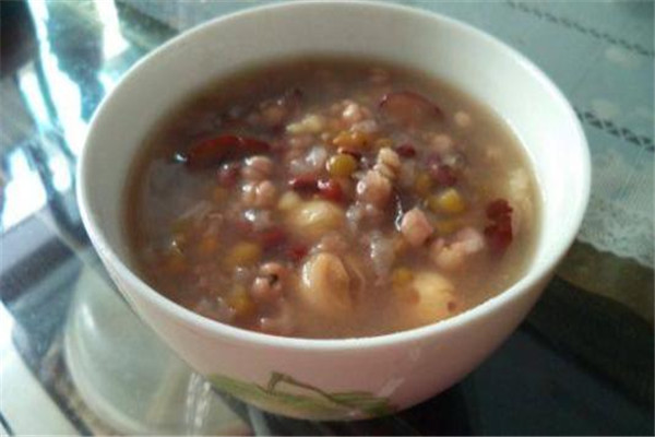 八寶粥一份人水米比例是多少 八寶粥的比例怎么控制 八寶粥一份人水米比例是多少 八寶粥的比例怎么控制