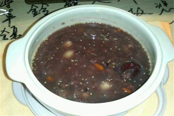 八寶粥一份人水米比例是多少 八寶粥的比例怎么控制 八寶粥一份人水米比例是多少 八寶粥的比例怎么控制