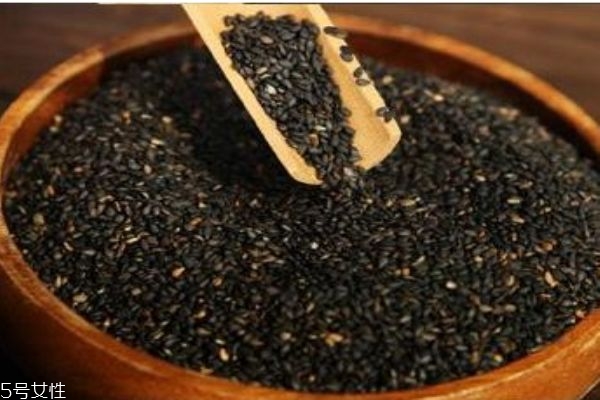 黑芝麻有什么作用呢 黑芝麻的營養(yǎng)價(jià)值有什么呢