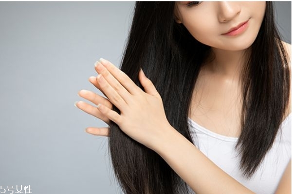 頭發(fā)太少怎樣增發(fā) 頭發(fā)護(hù)理方法 頭發(fā)太少怎樣增發(fā) 頭發(fā)護(hù)理方法