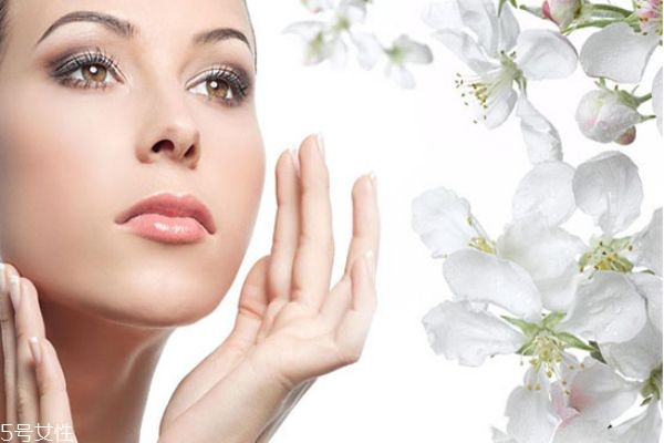 又油又干是什么膚質(zhì) 如何辨別混油和混干 又油又干是什么膚質(zhì) 如何辨別混油和混干