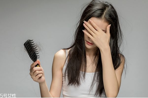 頭發(fā)太少怎樣增發(fā) 頭發(fā)護(hù)理方法 頭發(fā)太少怎樣增發(fā) 頭發(fā)護(hù)理方法