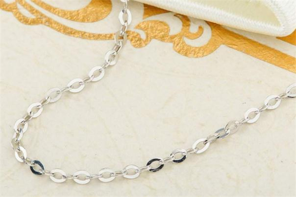 鉑金項鏈可以以舊換新嗎 鉑金項鏈以舊換新怎么換 鉑金項鏈可以以舊換新嗎 鉑金項鏈以舊換新怎么換