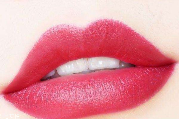 稚優(yōu)泉口紅使用心得 稚優(yōu)泉最火爆的口紅是哪個(gè)系列呢 稚優(yōu)泉口紅使用心得 稚優(yōu)泉最火爆的口紅是哪個(gè)系列呢