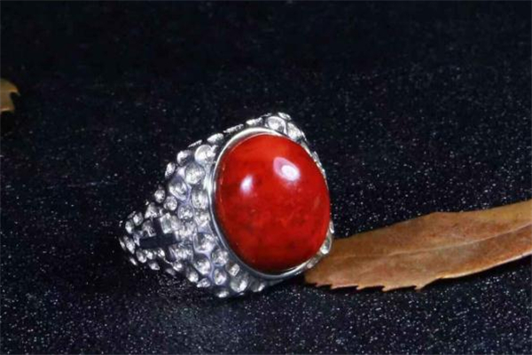 南紅瑪瑙和普通瑪瑙的區(qū)別 南紅瑪瑙和普通瑪瑙怎么區(qū)分 南紅瑪瑙和普通瑪瑙的區(qū)別 南紅瑪瑙和普通瑪瑙怎么區(qū)分