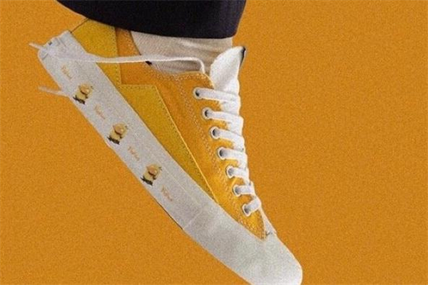 可達(dá)鴨帆布鞋是什么牌子 可達(dá)鴨帆布鞋在哪買 可達(dá)鴨帆布鞋是什么牌子 可達(dá)鴨帆布鞋在哪買