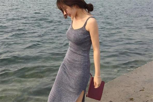 包臀連衣裙什么顏色好看 包臀連衣裙穿搭圖片 包臀連衣裙什么顏色好看 包臀連衣裙穿搭圖片