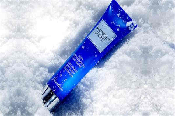 嬌蘭熬夜霜副作用是什么 嬌蘭熬夜霜的使用方法 嬌蘭熬夜霜副作用是什么 嬌蘭熬夜霜的使用方法