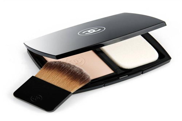 粉餅是干嘛的 粉餅是定妝粉嗎 粉餅是干嘛的 粉餅是定妝粉嗎