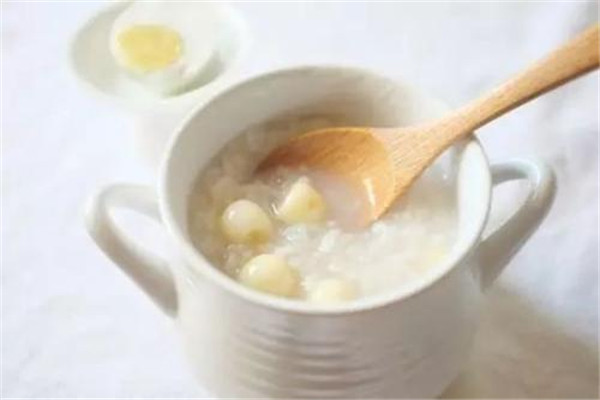 蓮子是蓮藕的種子嗎 蓮子與蓮藕是什么關(guān)系 蓮子是蓮藕的種子嗎 蓮子與蓮藕是什么關(guān)系