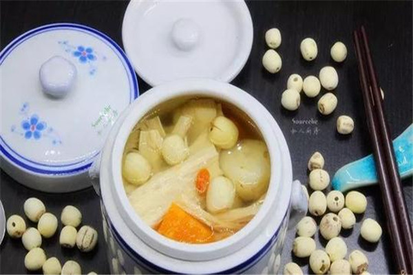 蓮子吃了會便秘嗎 便秘的人最好不要吃蓮子 蓮子吃了會便秘嗎 便秘的人最好不要吃蓮子