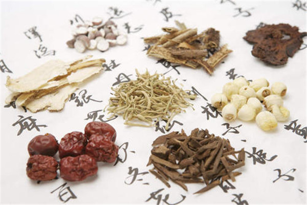 蓮子吃了會(huì)發(fā)胖嗎 蓮子吃多是會(huì)發(fā)胖的 蓮子吃了會(huì)發(fā)胖嗎 蓮子吃多是會(huì)發(fā)胖的