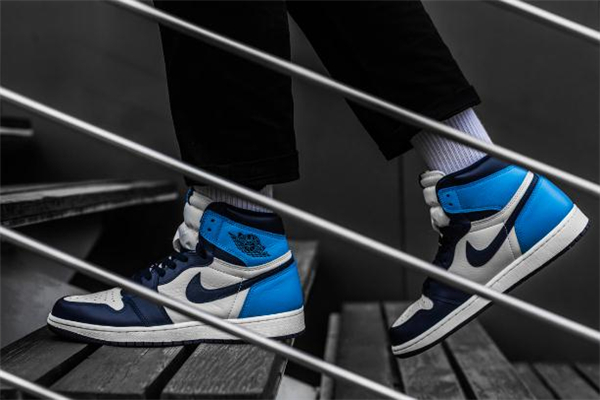 aj1黑曜石北卡藍(lán)開箱測評 aj1北卡藍(lán)黑曜石上腳效果