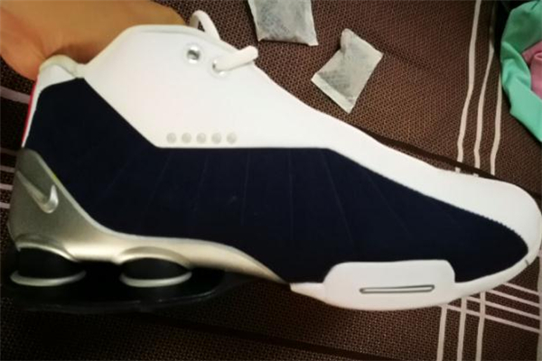 nike shox bb4復刻測評-卡特shox bb4復刻配置怎么樣