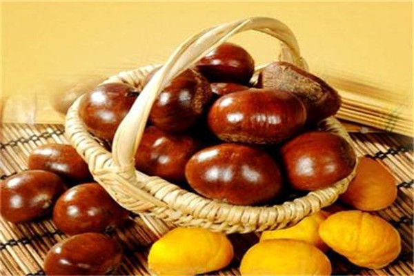 板栗是堅(jiān)果嗎 板栗屬于什么食物 板栗是堅(jiān)果嗎 板栗屬于什么食物