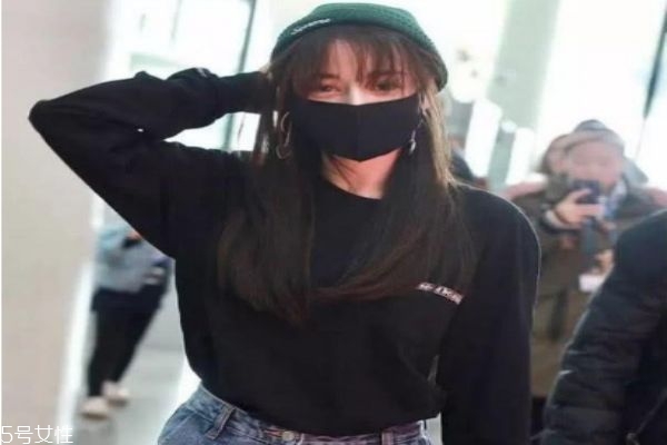 臉大應(yīng)該留直劉海還是斜劉海呢 應(yīng)不應(yīng)該留劉海呢 臉大應(yīng)該留直劉海還是斜劉海呢 應(yīng)不應(yīng)該留劉海呢